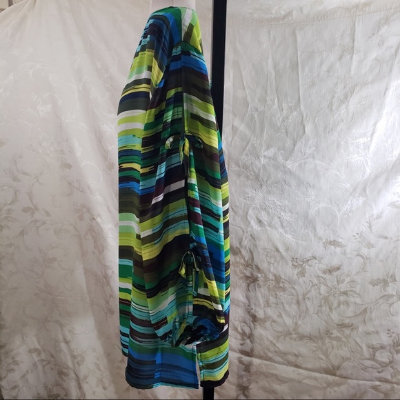 Investments Petite Blouse - Picture 3 of 5